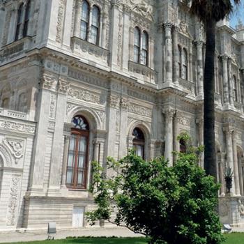 Dolmabahce-palace